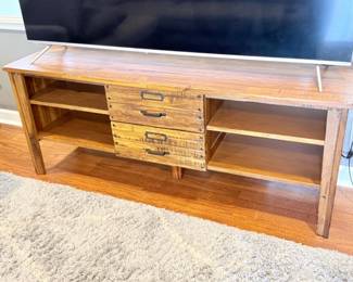 51 WoodenMediaStandw2DrawersShelving
