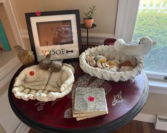 Decorative bowls, bird figurines & home accents