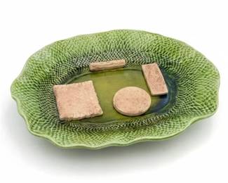 Bretby Majolica Trompe-l'œil (trick-the-eye) Platter