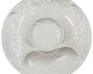 Gien French Faïence Blanc Artichoke Plates, Four (4)