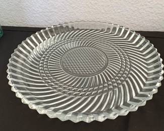 Vintage Libbey Glass Company vintage platter or dish in the Swirl or Block pattern second image