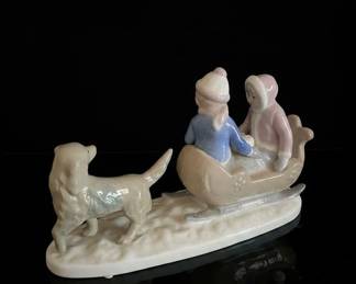 Paul Sebastian or Meico Porcelain Sleigh Ride Figurine with Golden Retriever second image