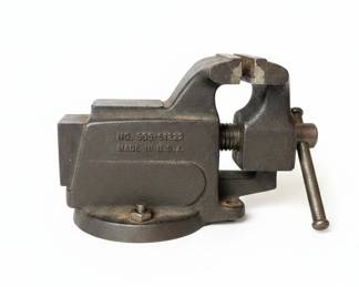 Vintage Craftsman Swivel Bench Vise No. . fourth image