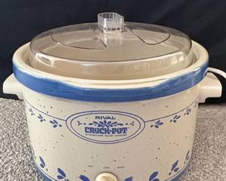 Vintage Rival CrockPot Slow Cooker Blue Floral Pattern, Model or , . Qt second image