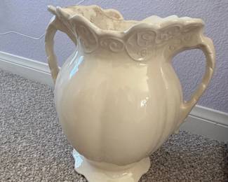 Vintage Arnels Cream Ceramic Scalloped Urn Pitcher