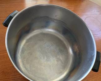 Vintage qt Stainless Steel Stock Pot with Lid second image