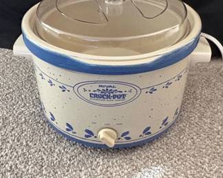 Vintage Rival CrockPot Slow Cooker Blue Floral Pattern, Model or , . Qt