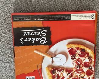 Bakers Secret Piece Pizza Stone Set