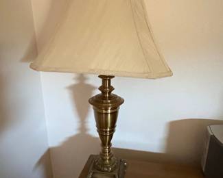 Vintage Stiffel Brass Urn Table Lamp