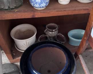 Yard Decor/Pots