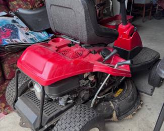 Troy-Bilt Riding Lawnmower