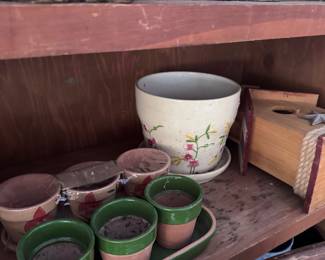 Yard Decor/Pots