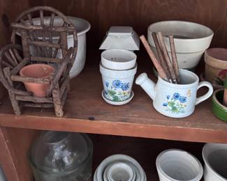 Yard Decor/Pots