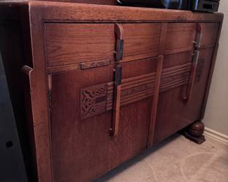 Buffet Cabinet
