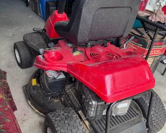 Troy-Bilt Riding Lawnmower