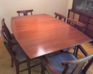 Danish MCM Dining Table with 2 leaves, 6 chairs