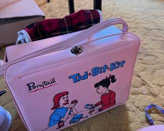Vintage toy purses