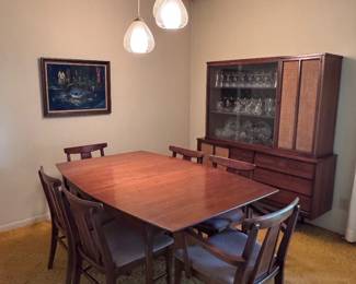 Danish MCM Dining Table with 2 leaves, 6 chairs