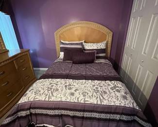 Keeco Queen Purple Bedding Set