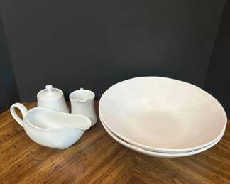 La Ceramica DItalia SWZ8 White Ceramic Large Salad Serving Bowl And More Lot