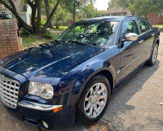 2005 Chrysler 300-C Series 165,300* miles Satellite Ready Navigation Hands Free Phone AC Works One owner