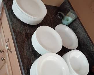 Correlle dishware