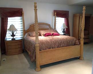 Four poster Bed King Size