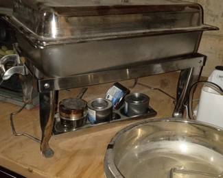Large serving tray with stand and heaters