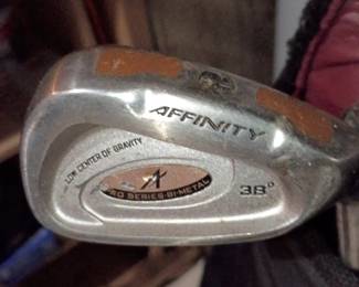 Glof club irons 