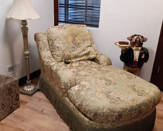 Large chaois lounge