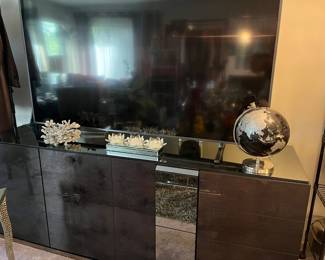  TV console 