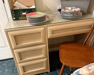 Vanity it light oak
