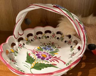 Beautiful woven handled dish