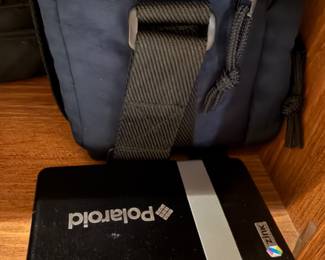 Polaroid camera (not tested)