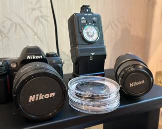 Nikon N8008 35mm Camera w/ Extra Lens and Flash