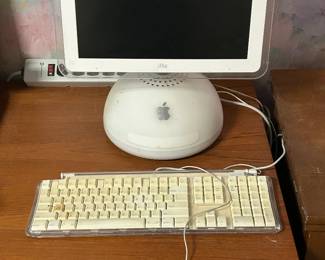 Apple iMac G4 15" Desktop Computer