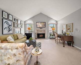 Thistle Pointe Estate Sale