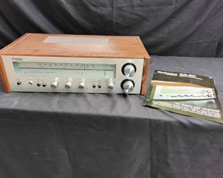 Vintage Technics SA80 Stereo Receiver