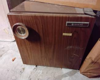 WORKING Vintage 1970s Mini Fridge