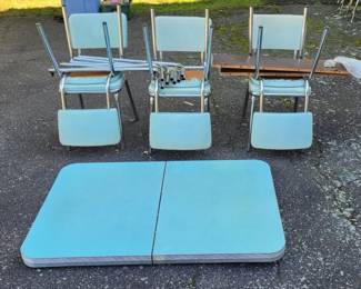 Vintage Light Gray Dinette Table and Chairs