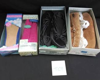 Lot Of Womens Slippers