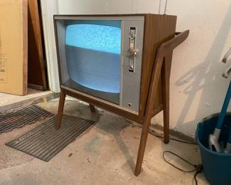 Vintage 1960s Magnavox Television