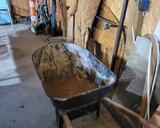Wheel barrow