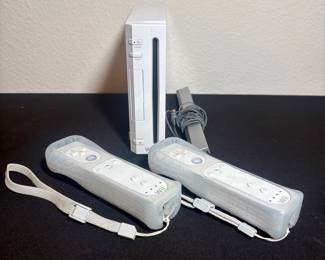 Wii with controllers, Wii sports and Wii games