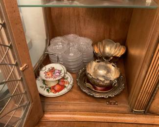 Serving pieces