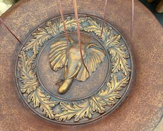 Elephant plate