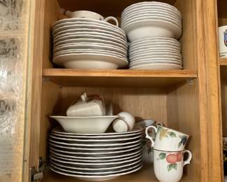 Mikasa dish set