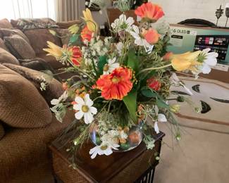 Large table top arrangement