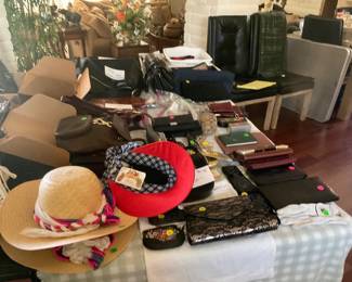 Women’s accessories