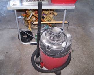 SHOP VAC